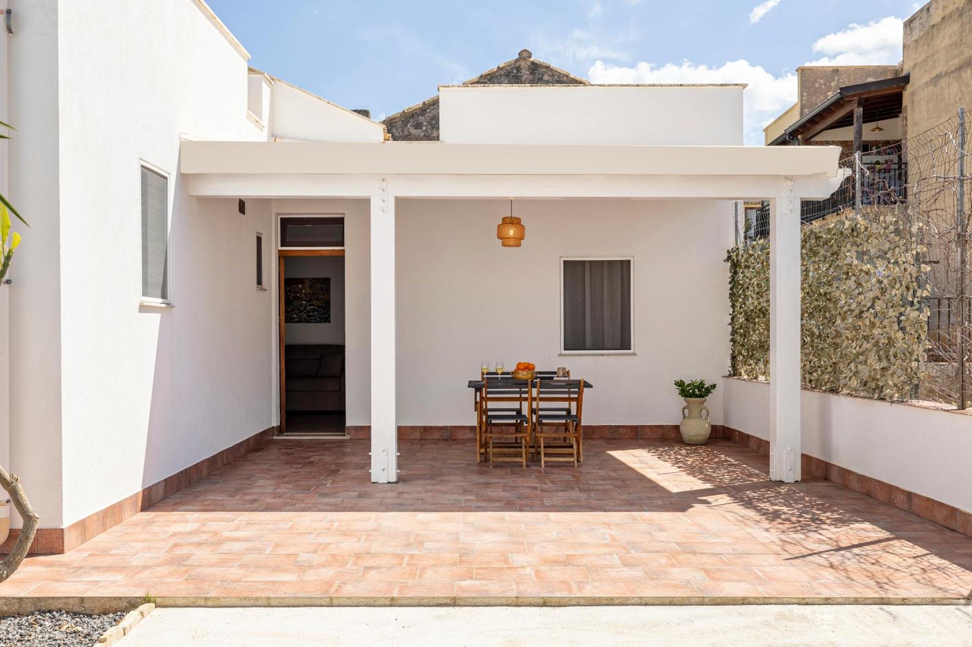 Holiday home Loria Castelluzzo